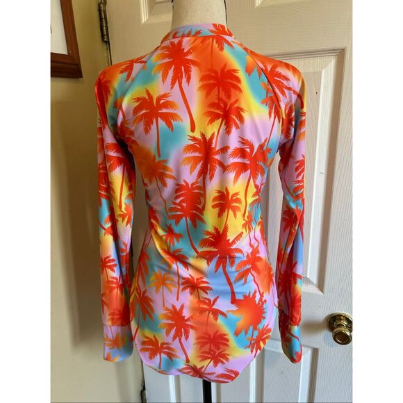 Relliciaga Long Sleeve Swimsuit Size Large - Picture 3 of 5